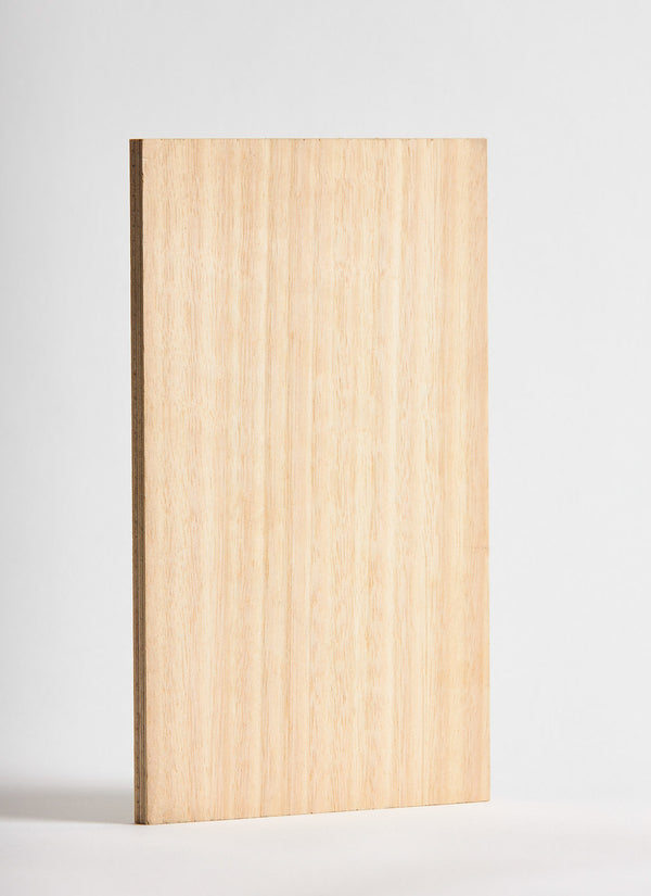 Plyco's Tasmanian Oak Veneer pressed onto an 18mm Birch Plywood Quadro panel on a white background